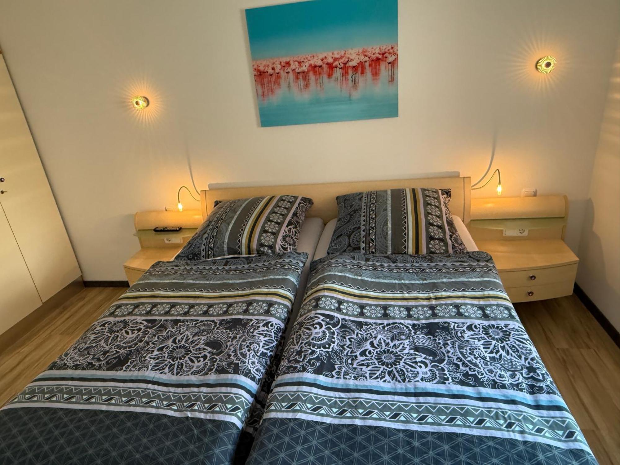 B&B'S Im Aischgrund Adelsdorf Exterior photo